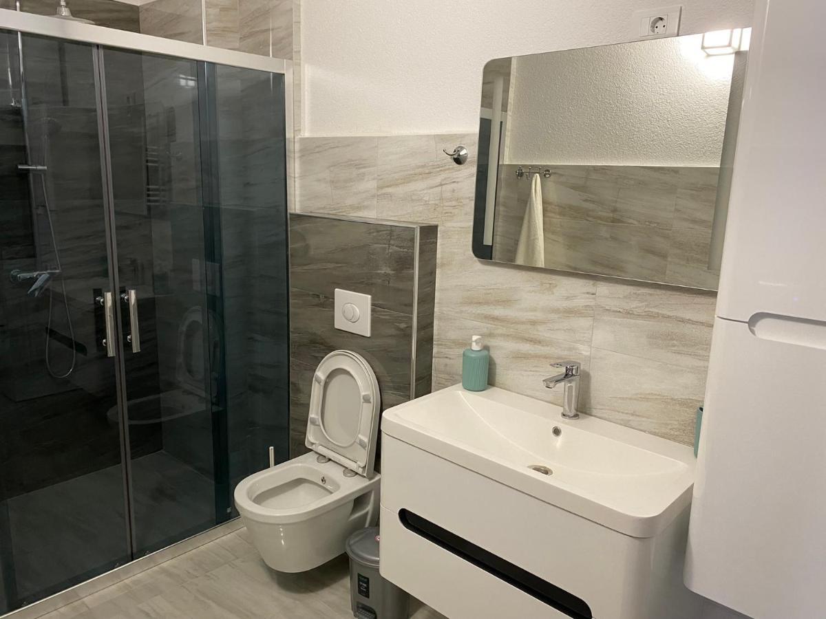 Hotel Inn Prizren Exteriör bild