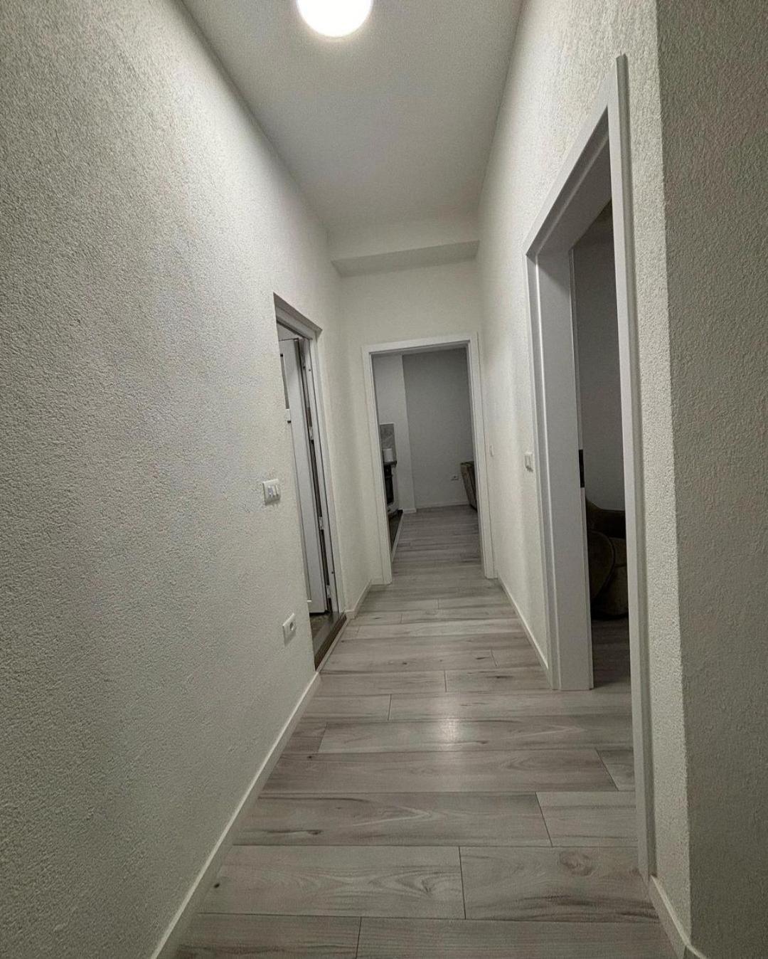 Hotel Inn Prizren Rum bild